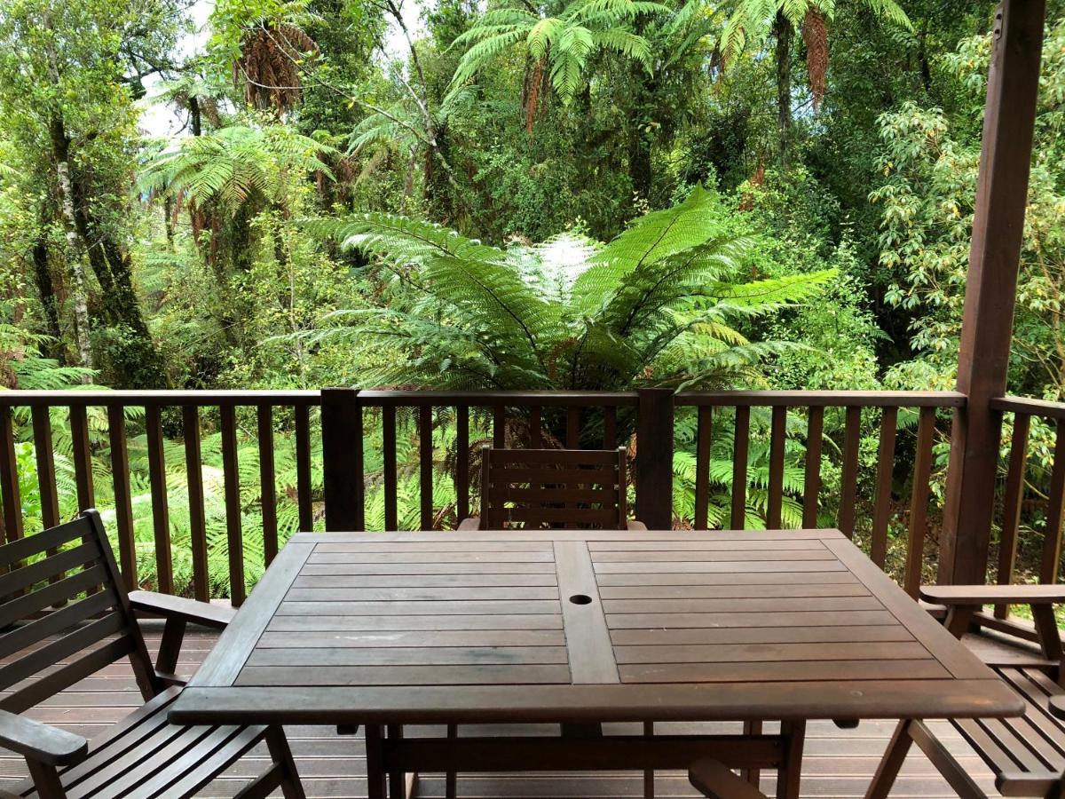 The Ferns Hideaway Villa Franz Josef Bagian luar foto