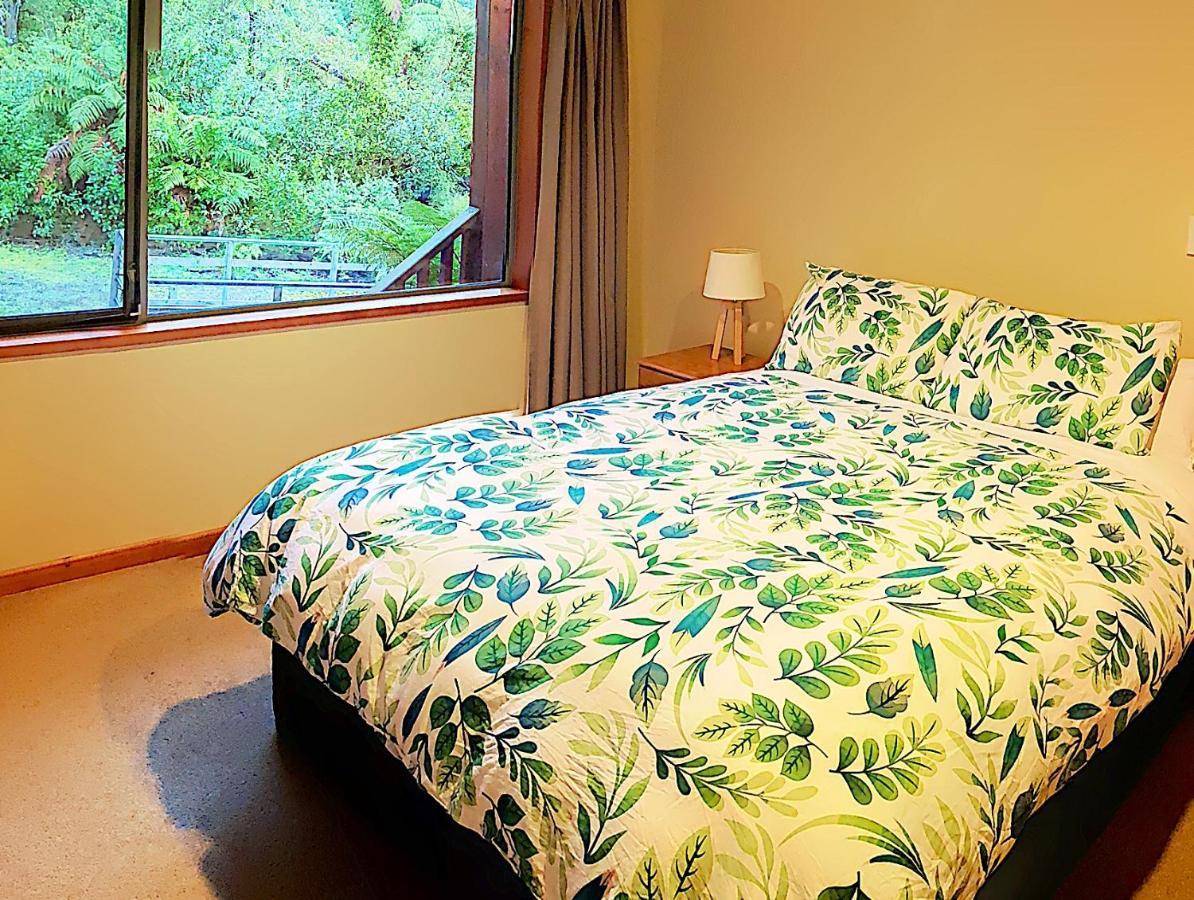The Ferns Hideaway Villa Franz Josef Bagian luar foto